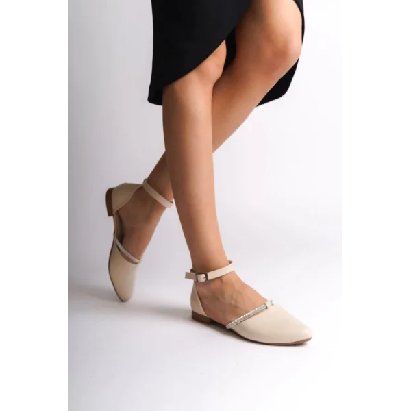 MONICA Tokalı Ortopedik Rahat Taban Taş Detaylı Kadın Babet Ayakkabı  CKT - Krem