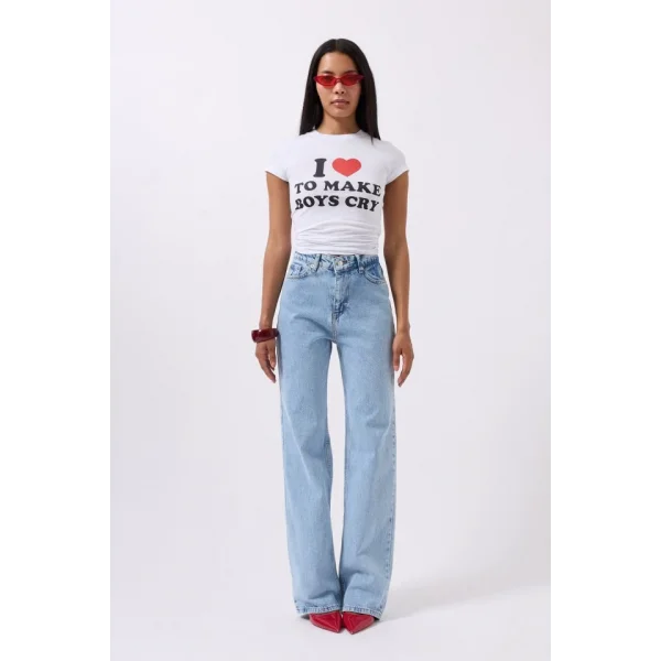 Nakış Detay Baskılı Crop T-Shirt