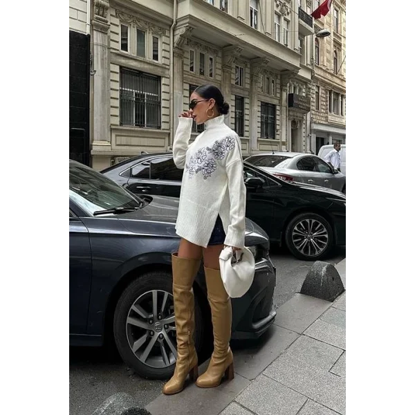 Nakış Detaylı Triko Kazak 1340