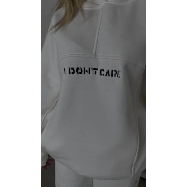 Nakış İşlemeli Üç İplik weat Takım Beyaz