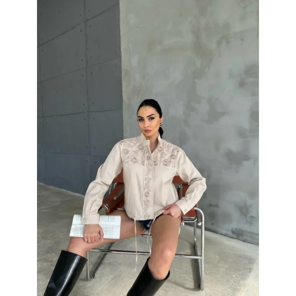 NAKIŞI CROP CEKET BİYE DETAYI  Taş