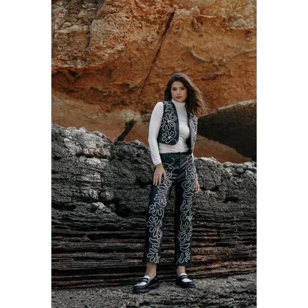 Nakışlı Deri Takım  iyah