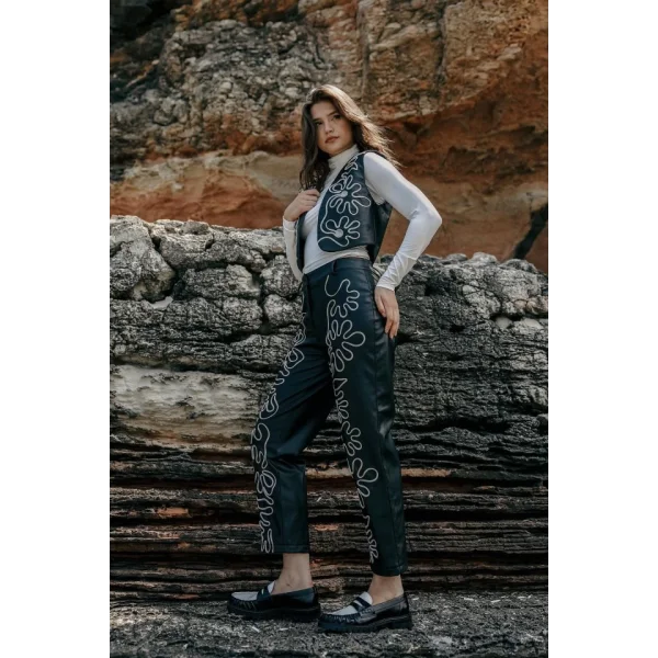 Nakışlı Deri Takım  iyah