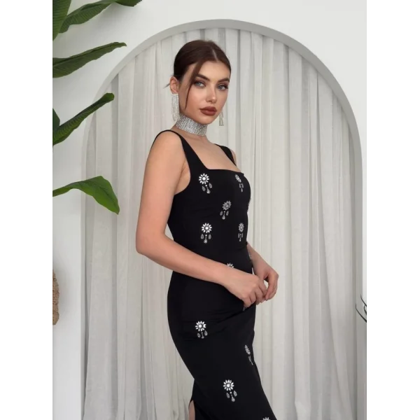 Ners Taş Detaylı Elbise