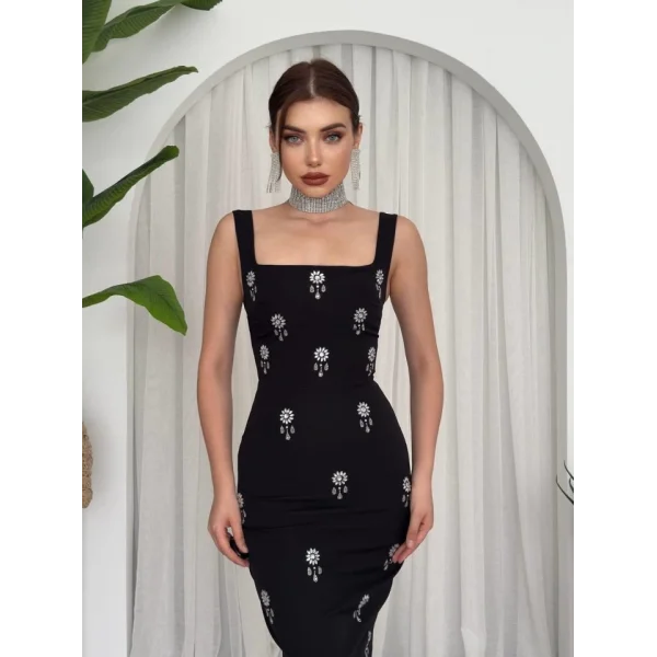 Ners Taş Detaylı Elbise