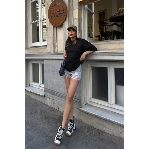 Ocean Sırtı Brodeli Tişört 8022-8