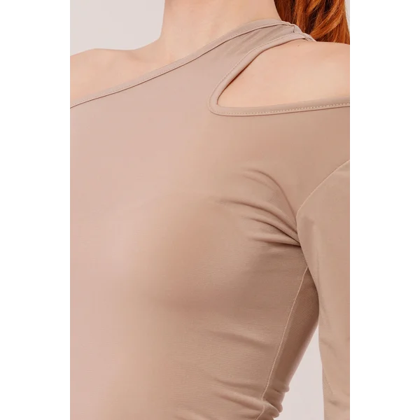 Omuz Dekolte Detaylı Krem Bluz