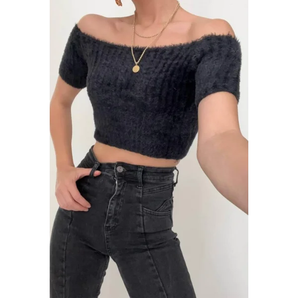 Omuzu Açık Kısa Crop  Siyah