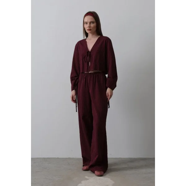 Önü Bağlamalı Crop Takım - Bordo