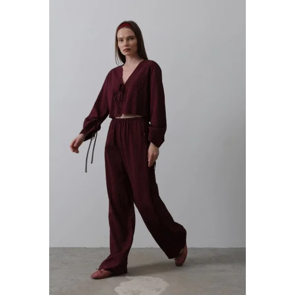 Önü Bağlamalı Crop Takım - Bordo