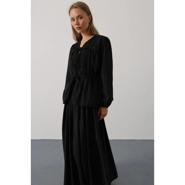 Önü Bağlamalı Etekli Takım - Siyah