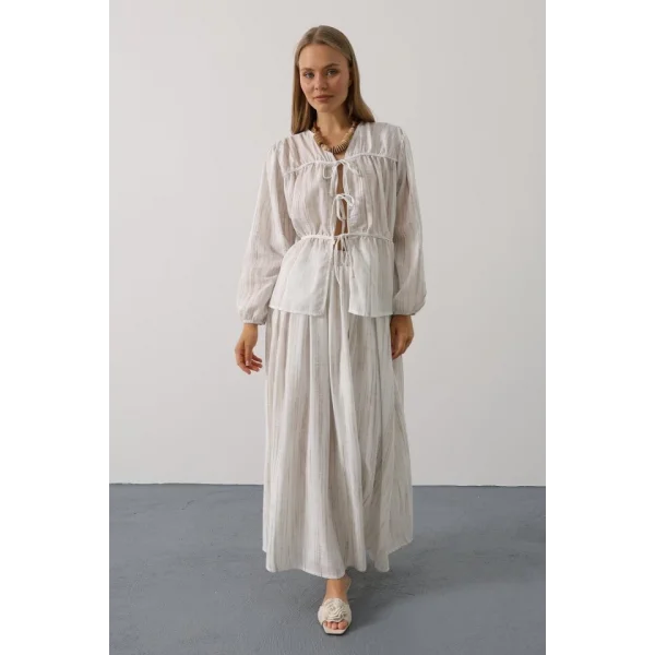 Önü Bağlamalı Etekli Takım - Taş