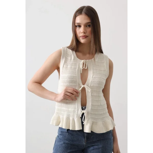 Önü Bağlamalı Yelek  Ekru