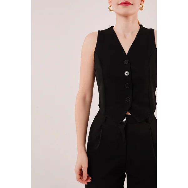 Önü Düğmeli iyah Yelek