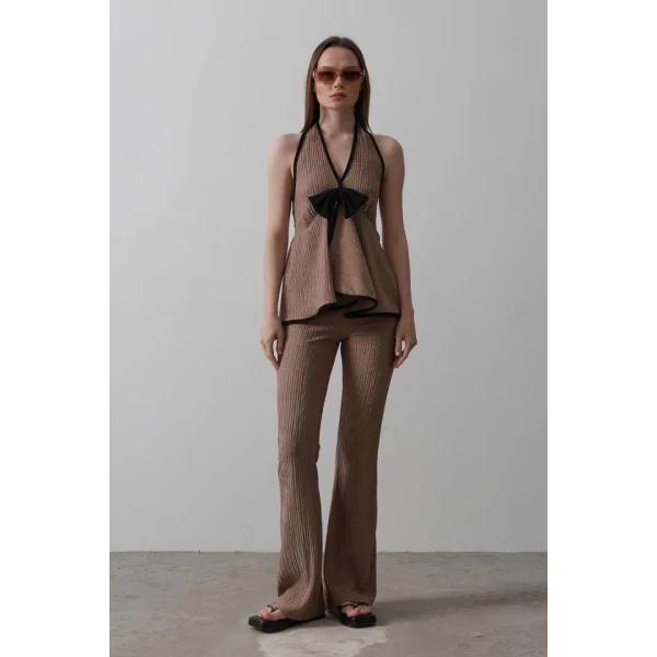 Önü Kelebekli Örme Takım - Vizon