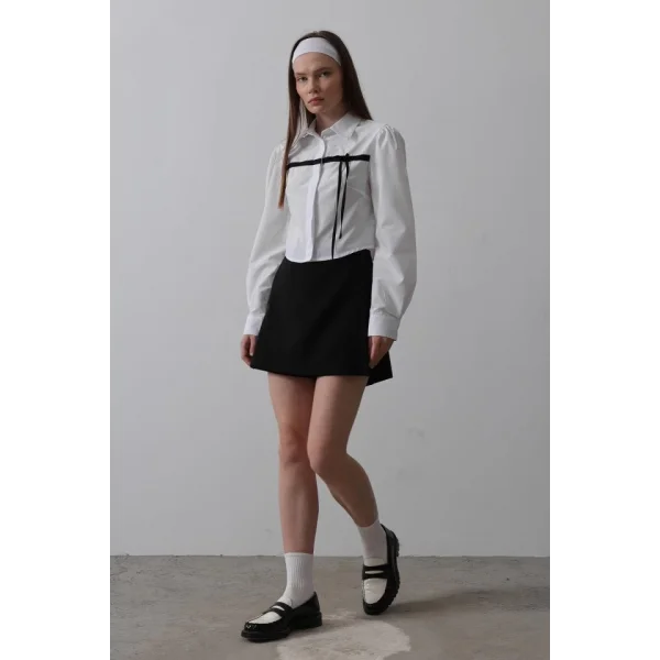 Önü Kontrast Fiyonklu Gömlek - Beyaz