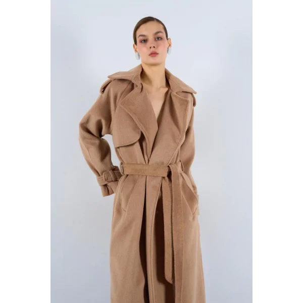 Önü Robalı Kaşe Kaban  Bej