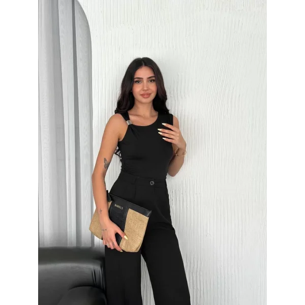 Osy Modal Yumuşak Dokulu Kumaş Bisiklet Yaka Kadın Sıfır Kol Bluz Omuz Toka Aksesuar Detaylı - Siyah