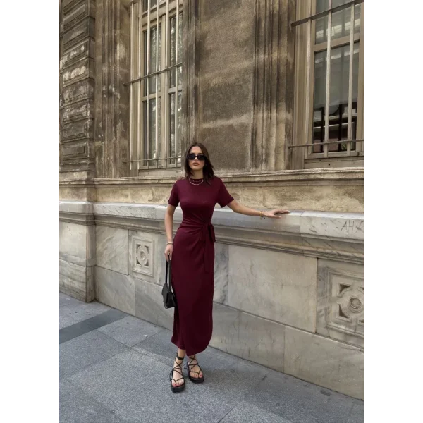 Osy Modal Yumuşak Dokulu Kumaş Bisiklet Yaka Kısa Kollu Kuşaklı Uzun Elbise - Bordo