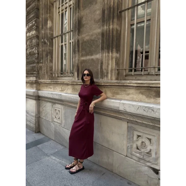 Osy Modal Yumuşak Dokulu Kumaş Bisiklet Yaka Kısa Kollu Kuşaklı Uzun Elbise - Bordo