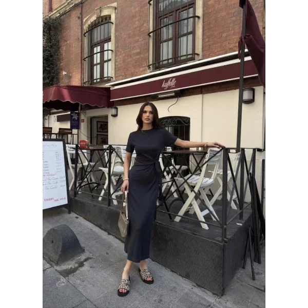 Osy Modal Yumuşak Dokulu Kumaş Bisiklet Yaka Kısa Kollu Kuşaklı Uzun Elbise - Füme