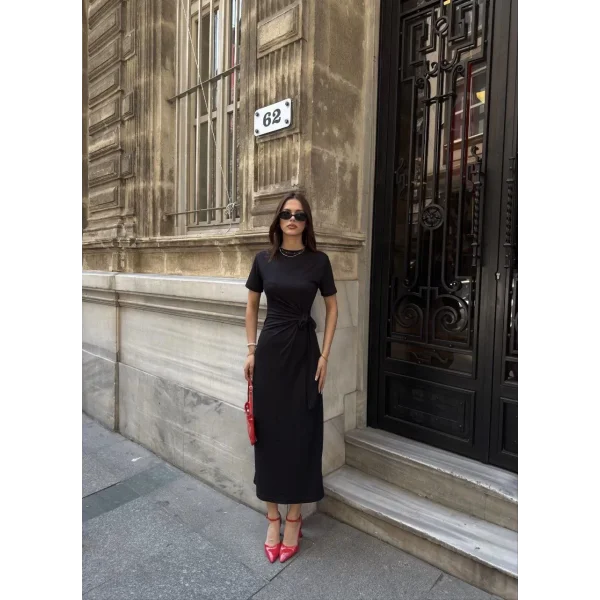 Osy Modal Yumuşak Dokulu Kumaş Bisiklet Yaka Kısa Kollu Kuşaklı Uzun Elbise - Siyah