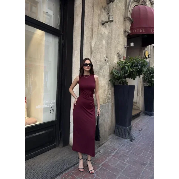 Osy Modal Yumuşak Dokulu Kumaş Bisiklet Yaka Sıfır Kolsuz Yırtmaçlı Uzun Elbise - Bordo