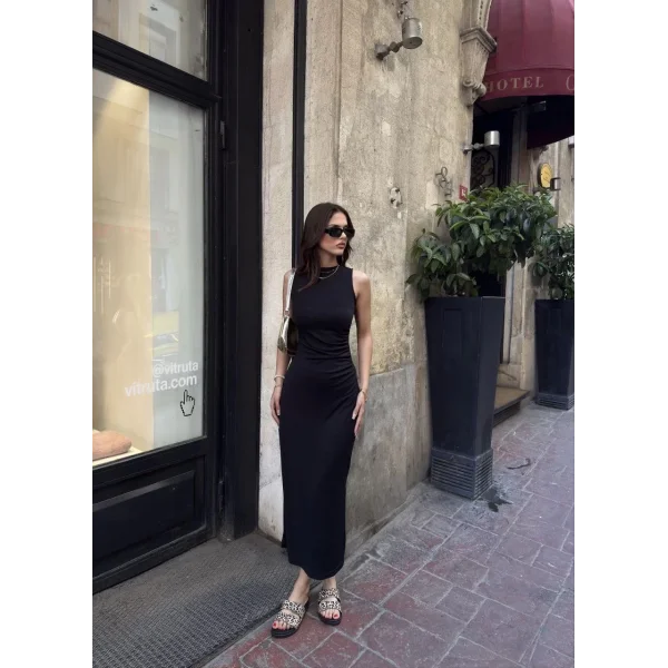 Osy Modal Yumuşak Dokulu Kumaş Bisiklet Yaka Sıfır Kolsuz Yırtmaçlı Uzun Elbise - Siyah