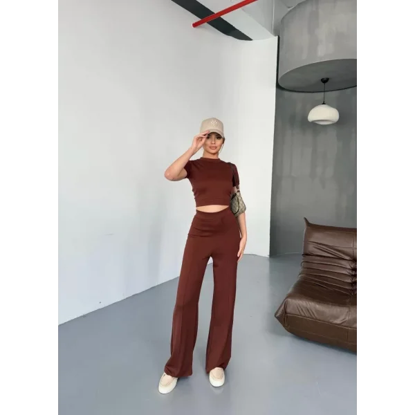 Osy Modal Yumuşak Dokulu Kumaş Kısa Kollu Crop Rahat Pantalon ikili Takım - Kahverengi