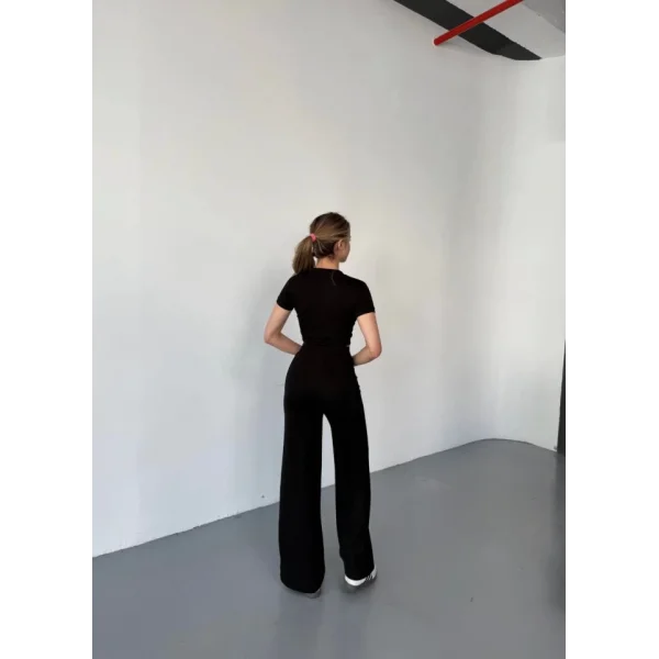 Osy Modal Yumuşak Dokulu Kumaş Kısa Kollu Crop Rahat Pantalon Ikili Takım - Siyah