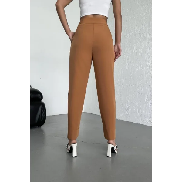Paça Düğmeli̇ Pantolon