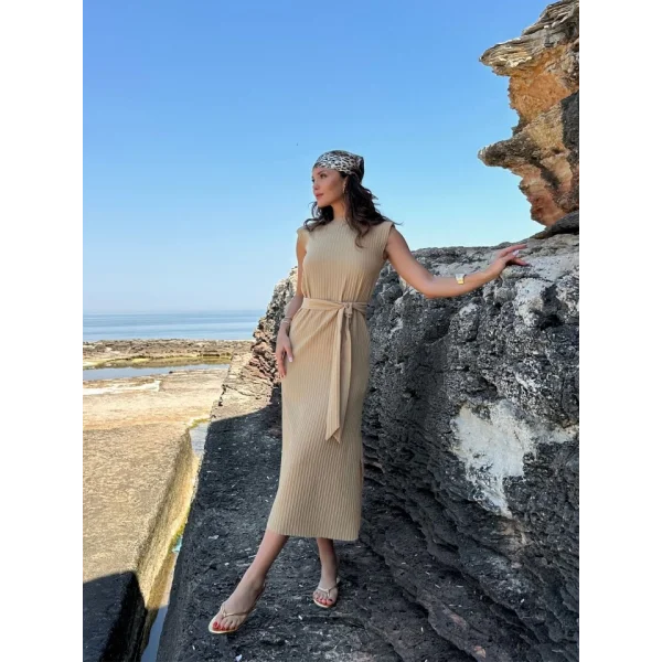 Pamela Kuşakli Vatkali Elbi̇se