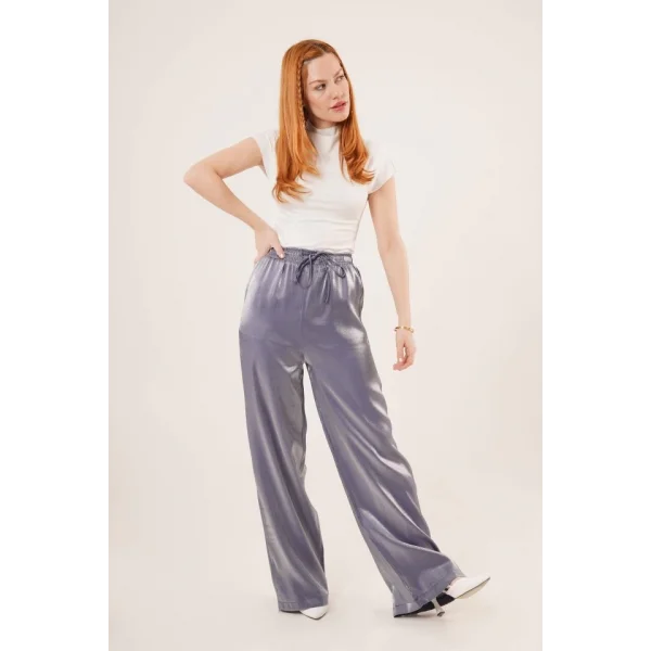 Parlak Görünümlü Cepli or Bol Paça Pantolon