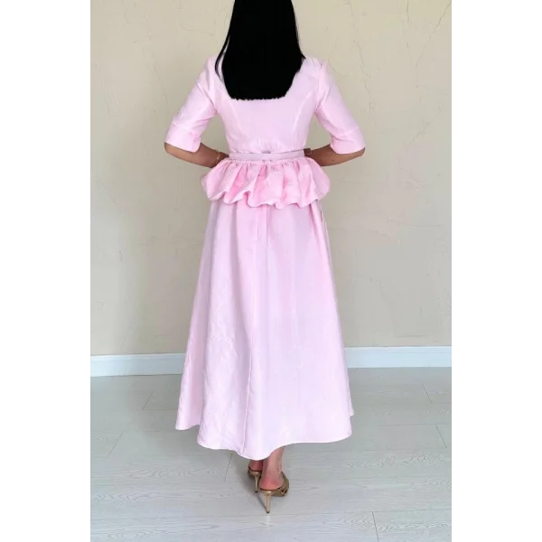 Pembe İnce Kemerli Fırfırlı Ceket Ve Büzgülü Etek Takım