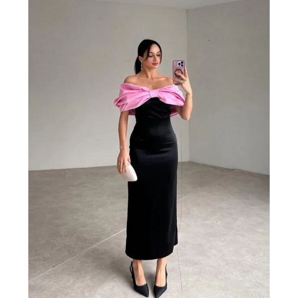 Pembe Önü Fiyonklu Elbise