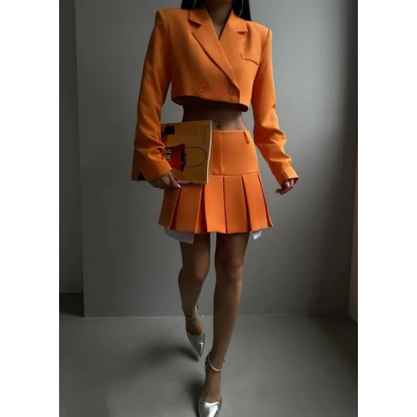 Pileli Etek Crop Ceket Takım