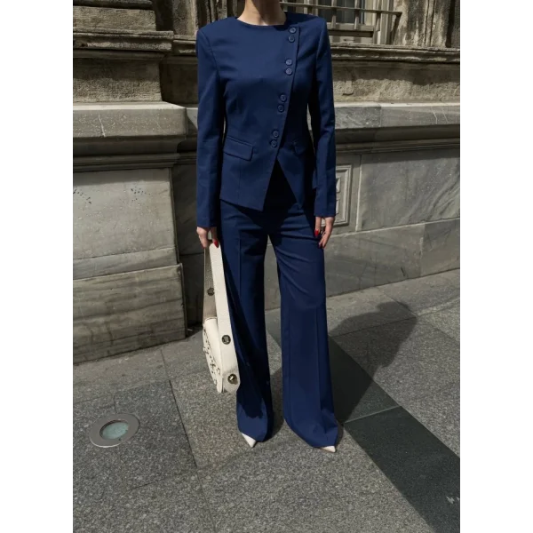 Poly Viscose Full Lycra Asi̇metri̇k Düğmeli̇ Vatkali Ceket Pantolon Takim