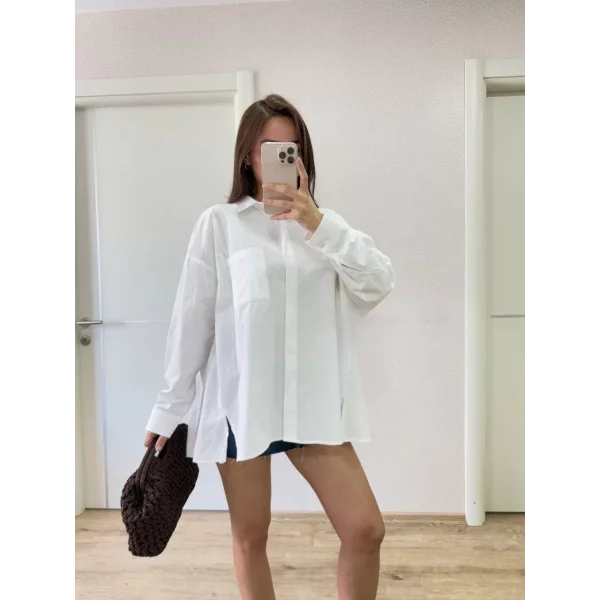 Poplin Kadın Yakalı Yandan Yırtmaçlı Arka Pens Detaylı Gömlek - Beyaz