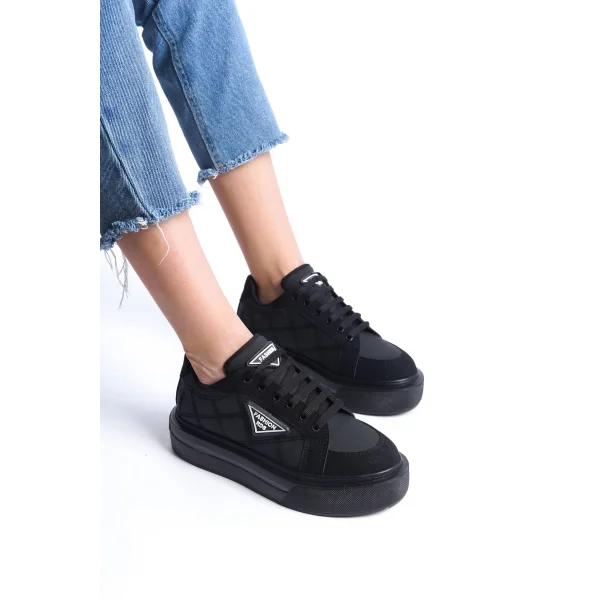 PRAG Bağcıklı Ortopedik Taban Desenli Kadın Sneaker Spor Ayakkabı  CST - Siyah