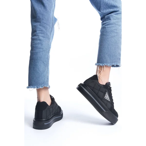 PRAG Bağcıklı Ortopedik Taban Desenli Kadın Sneaker Spor Ayakkabı  CST - Siyah
