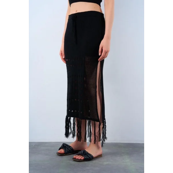 Püsküllü Etekli Takım  Siyah