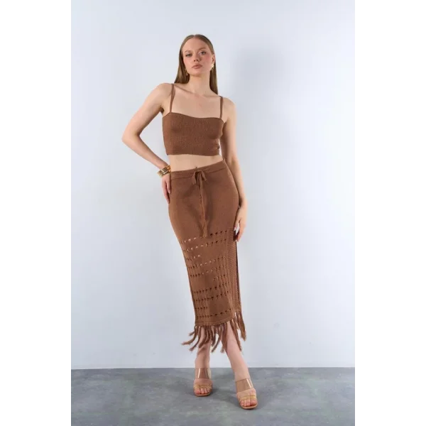 Püsküllü Etekli Takım  Süt Kahve