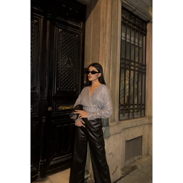 PUU CROP KRUVAZE BUZ  Gümüş