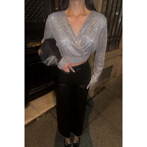 PUU CROP KRUVAZE BUZ  Gümüş