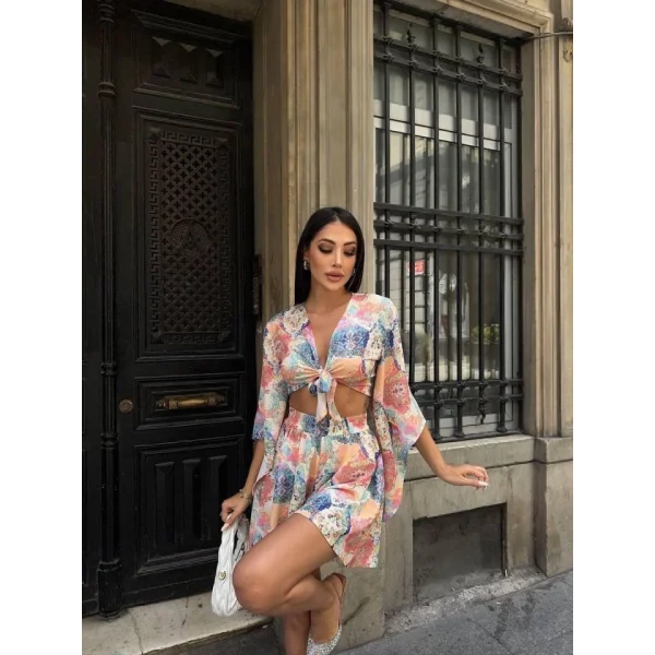 ŞA DEEN BAKII CROP BAĞAA BUZ  ŞORT TAKI  Bej