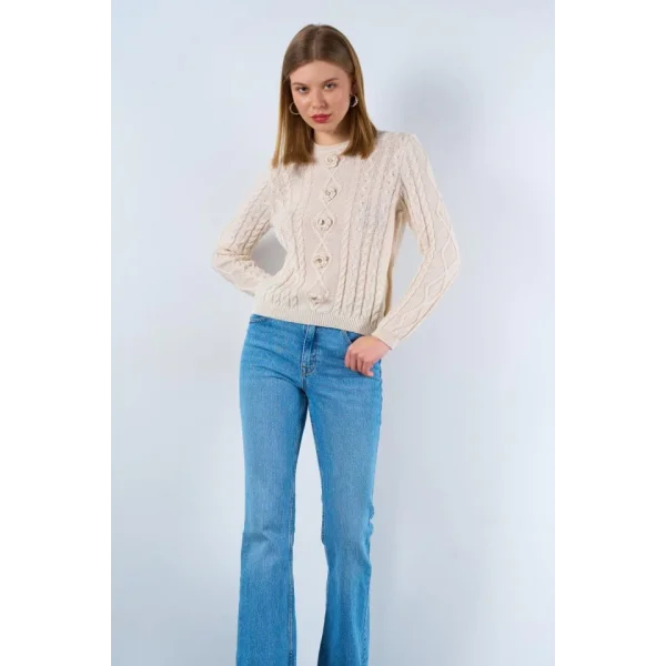 Saçl Örgülü Çiçekli Kazak  Krem