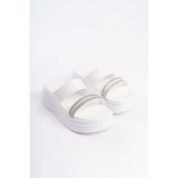 SARAH Düz Topuklu Taşlı Şeritli Kalın ve Ortopedik Taban Kadın Terlik  CBT - Beyaz