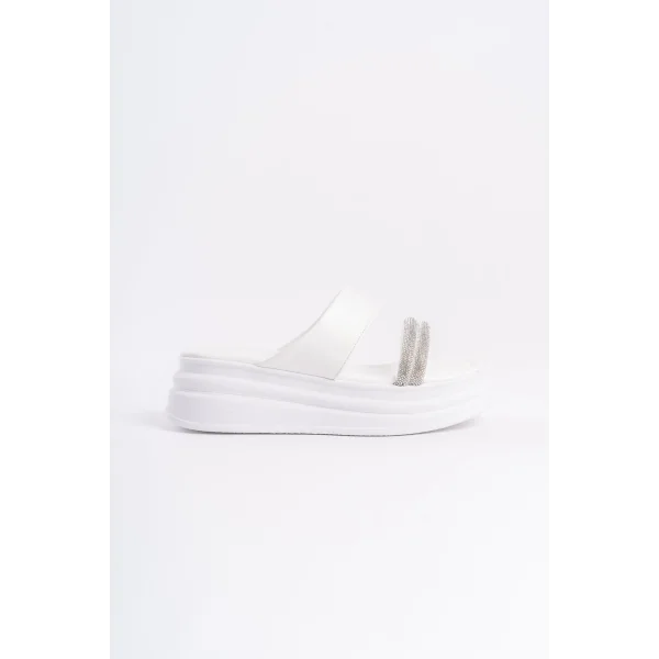 SARAH Düz Topuklu Taşlı Şeritli Kalın ve Ortopedik Taban Kadın Terlik  CBT - Beyaz