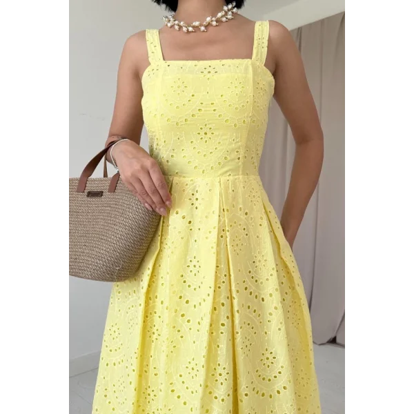 Sarı Askılı Aparatlı Brode Elbise
