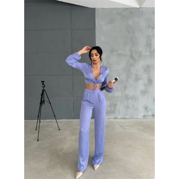 SATEN BÜZGÜ DETAYLI CROP BLUZ-PANTOLON TAKIM - Lila